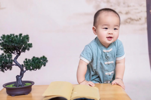 枝江孕妇显怀是几个月